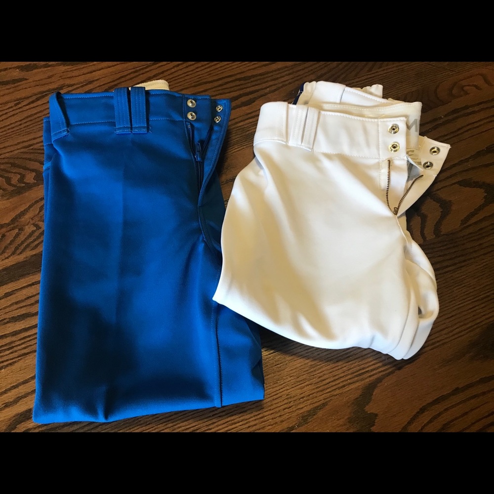 Women’s M softball pants